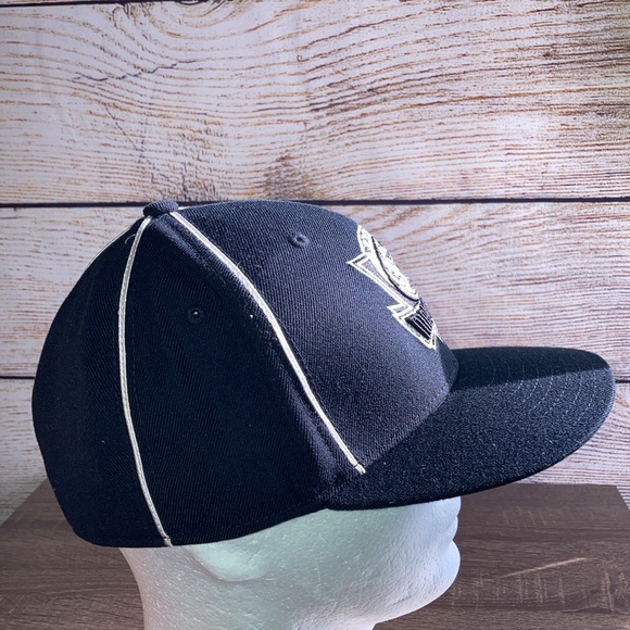 EUC NBA Black Small Medium Fitted Dallas Mavericks Hat - Picture 3 of 8